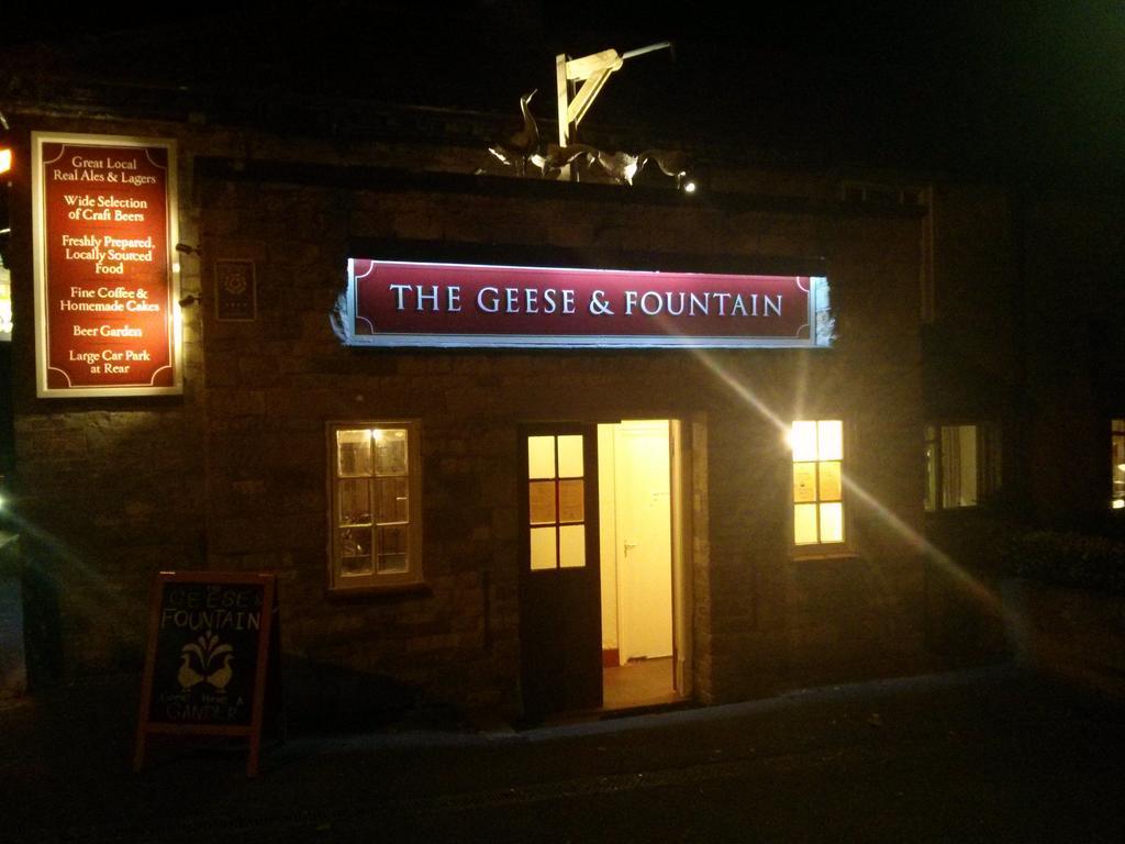 Hôtel The Geese And Fountain à Croxton Kerrial Extérieur photo